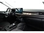 Ford Kuga Titanium | Trekhaak | Camera | 2100KG Trekgewicht | Climate Control | | Achteruitrijcamera | Airco (automatisch) | Apple Carplay/Android Auto|telefoonintegratie premium
