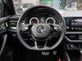 Skoda Kamiq TSI 110 DSG Monte Carlo AUTOMAAT / PANO / STOELV. / KEYLESS / LED / CAMERA / APPLE CARPLAY / ANDROID AUTO / CLIMATE / DAKRAILS / PDC / 17'' LMV