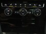 Volkswagen Golf 1.0 TSI R-Line | Carplay | Adaptive Cruise | Massage | Stoelverwarming | Climate control | Bluetooth | Navigatie | Virtual Cockpit | Parkeerhulp