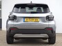 Jeep Avenger 1st Edition 54 kWh | CAMERA | ADAPTIVE CRUISE | DODEHOEKDETECTIE | STOEL+VOORRUITVERWARMING | PARKEERSENSOREN V+A | ELEKTRISCHE ACHTERKLEP | APPLE CARPLAY / ANDROID AUTO |