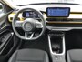 Jeep Avenger 1st Edition 54 kWh | CAMERA | ADAPTIVE CRUISE | DODEHOEKDETECTIE | STOEL+VOORRUITVERWARMING | PARKEERSENSOREN V+A | ELEKTRISCHE ACHTERKLEP | APPLE CARPLAY / ANDROID AUTO |