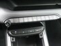 Jeep Avenger 1st Edition 54 kWh | CAMERA | ADAPTIVE CRUISE | DODEHOEKDETECTIE | STOEL+VOORRUITVERWARMING | PARKEERSENSOREN V+A | ELEKTRISCHE ACHTERKLEP | APPLE CARPLAY / ANDROID AUTO |