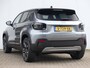Jeep Avenger 1st Edition 54 kWh | CAMERA | ADAPTIVE CRUISE | DODEHOEKDETECTIE | STOEL+VOORRUITVERWARMING | PARKEERSENSOREN V+A | ELEKTRISCHE ACHTERKLEP | APPLE CARPLAY / ANDROID AUTO |