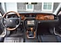 Jaguar XJ 4.2 V8 - Uniek - Nieuwstaat! Wij zijn op afspraak geopend! Graag bellen voor uw komst.