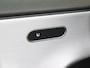 Mercedes-Benz A-klasse 200 Business Solution AMG Sfeerverlichting / Stoelverwarming / Parkeercamera /