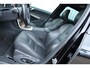 Volvo V60 Cross Country 2.0 T5 Summum | Harman/Kardon audio | Schuif/kantel dak | Adaptieve cruise control | Achteruitrijcamera | Standkachel | Afneembare trekhaak | DAB radio | Geïntegreerde kinderzitjes achterbank |