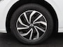 Volkswagen Polo 1.0 TSI Life | Navigatie | Parkeerhulp | Carplay | Adaptive Cruise | Full LED | Digital Cockpit | Airco | Bluetooth | DAB | Lichtmetalen velgen