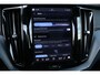 Volvo XC60 2.0 T8 AWD Plus Dark 455PK | Pano | Nappa Leder | Luchtvering | Trekhaak
