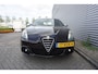 Alfa Romeo Giulietta 1.4 T Distinctive Climate / Cruise / Parkeers. / Elektr. ramen / Lm velgen / NAP