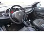 Alfa Romeo Giulietta 1.4 T Distinctive Climate / Cruise / Parkeers. / Elektr. ramen / Lm velgen / NAP