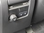 Volvo XC60 T5 245PK R-Design | Trekhaak | PDC Achter | Stoelverwarming | 18'' | Leder