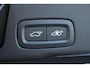 Volvo XC60 2.0 T8 Plug-in hybrid AWD Ultra Black Edition | Panoramadak | Luchtvering | Verwarmbare voorstoelen met massagefunctie en ventilatie | 360 graden camera | Head-up display | Elektrische achterklep | Keyless |