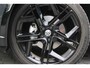 Volkswagen Tiguan 1.5 eTSI R-Line Edition - R Line binnen en buiten - 360 camera - 20 inch Stoelmassage - Weinig kilometers - IQ Light - Black Style - Adaptive cruise