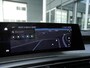 Peugeot E-3008 Allure Avantage 210 73 kWh | Demo | Lichtmetalen velgen 19 inch | Achteruitrijcamera | Climate control | Cruise control | Navigatie | Apple carplay/Android auto