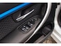 BMW 3-Serie Touring 330i M Sport | 2e eigenaar | Innovation pakket | Head-up | Harman/kardon | DAB | Stuurverwarming | Panoramadak | Dodehoek detectie | Lane assist | LED adaptief