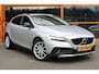 Volvo V40 Cross Country T3 Geartronic | Trekhaak 1500 kg | Standkachel | Volvo On Call | Camera