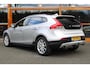 Volvo V40 Cross Country T3 Geartronic | Trekhaak 1500 kg | Standkachel | Volvo On Call | Camera