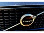 Volvo XC60 2.0 T6 AWD 293kW/399pk Aut8 Plug-in hybrid Ultimate Dark LUCHTVERING + HARMAN/KARDON + PANORAMADAK + EL.TREKHAAK + HEAD-UP + 360 CAMERA + STOELVERWARMING V&A + STUURVERWARMING + ADAPT.CRUISE + LANE ASSIST + PARKSENSOREN V&A + 20" LM-VELGEN!!