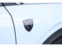Peugeot 3008 1.6 plug-in Hybrid 195 GT Exclusive | Panorama/schuifdak | Lederen bekleding | Trekhaak | Focal | Massage | 20 Inch | NL auto |