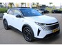 Peugeot 3008 1.6 plug-in Hybrid 195 GT Exclusive | Panorama/schuifdak | Lederen bekleding | Trekhaak | Focal | Massage | 20 Inch | NL auto |
