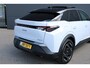 Peugeot 3008 1.6 plug-in Hybrid 195 GT Exclusive | Panorama/schuifdak | Lederen bekleding | Trekhaak | Focal | Massage | 20 Inch | NL auto |