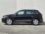Volkswagen Tiguan 1.4 TSI eHybrid R-Line Business+ / Elektrische trekhaak / Trekgewicht 1.800 kg / Rondomzicht camera / Stuur- & Stoelverwarming / Elektrische achterklep / Voorstoelen met massage functie / Draadloze telefoon lader /