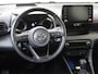 Toyota Yaris 1.5 Hybrid Executive | airco automatisch | Apple Carplay/Android Auto | Autonomous Emergency Braking | cruise control adaptief | dodehoek detectie | LED koplampen | lederen/stof bekleding | lichtmetalen Zwarte velgen 17" | navigatiesysteem full map | voorstoelen verwarmd