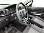 Citroën C3 Feel Edition 82pk | Navigatie | Climate Control | Cruise Control | Parkeersensoren | Apple Carplay / Android Auto | Bluetooth | Afwijkende dakkleur | Automatisch dimlicht | Elektrisch inklapbare spiegels | Regensensor | All Seasonbanden |