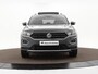 Volkswagen T-Roc 1.5 TSI Sport Business R · Panoramadak · Camera · Standkachel · Stoelverwarming · Navigatie · 19" Velgen · Elek. Inklapbare Spiegels ·