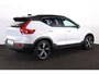 Volvo XC40 T5 Recharge R-Design - Panorama/schuifdak - IntelliSafe Surround - 360º Camera - Harman/Kardon audio - Verwarmde voorstoelen & stuur - Parkeersensoren voor & achter - Cruise control - Volvo On Call - 19' LMV