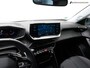 Peugeot 2008 1.2 PureTech Allure Pack Sport 130pk (ACHTERUITRIJCAMERA,APPLE CARPLAY,LM-VELGEN,NAVIGATIE,CRUISE,PDC,TOPCONDITIE)