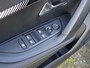 Peugeot e-2008 EV Allure Avantage 54 kWh | digitaal dashboard | LED koplampen | rondomzicht camera | 11kW lader