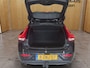 Volvo V40 1.6 T2 Momentum | Navigatie | Trekhaak | Bluetooth telefoonverbinding | DAB | Lichtmetalen velgen |
