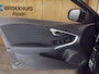 Volvo V40 1.6 T2 Momentum | Navigatie | Trekhaak | Bluetooth telefoonverbinding | DAB | Lichtmetalen velgen |