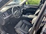 Volvo XC90 T8 Plug-in hybrid AWD Ultra Dark | Trekhaak | Luchtvering | Bowers & Wilkins audio | Massagestoelen |