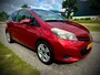 Toyota Yaris 1.3 VVT-i Aspiration, airco, trekhaak, camera, tweede eigenaar!!