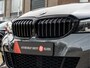 BMW 3-Serie Touring 330e xDrive High Exe M-Sport PANO 19 INCH HARMAN KARDON ELEK TREKHAAK SHADOW