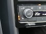 Volkswagen T-Cross 1.0 TSI Style Business R | achteruitrijcamera | stoelverwarming | Apple Carplay/Android auto