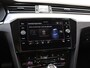 Volkswagen Passat Variant 1.4 TSI PHEV GTE Business 218PK DSG | Led | Trekhaak | Camera | Stoel/stuurverwarming | Navigatie | Digitaal display