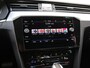 Volkswagen Passat Variant 1.4 TSI PHEV GTE Business 218PK DSG | Led | Trekhaak | Camera | Stoel/stuurverwarming | Navigatie | Digitaal display