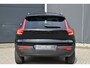 Volvo XC40 B4 Plus Black Edition | Panoramisch Schuif-/Kanteldak | 360 Graden Camera | Google Navigatie | Harman Kardon Premium Sound | Elektrische voorstoelen | Keyless | BLIS | Adaptieve Cruise Control | Pilot Assist | 20 inch Lichtmetalen Velgen | Elektrische Achterklep |