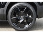 Volvo XC40 B4 Plus Black Edition | Panoramisch Schuif-/Kanteldak | 360 Graden Camera | Google Navigatie | Harman Kardon Premium Sound | Elektrische voorstoelen | Keyless | BLIS | Adaptieve Cruise Control | Pilot Assist | 20 inch Lichtmetalen Velgen | Elektrische Achterklep |