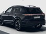 Volkswagen Tiguan 1.5 eHybrid R-Line Edition 272 pk | Trekhaak | Panorama | Lederen Bekleding | Black Style | Harman Kardon | 360 Camera | Stoelverwarming voor en achter | Memory Seats |