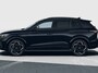 Volkswagen Tiguan 1.5 eHybrid R-Line Edition 272 pk | Trekhaak | Panorama | Lederen Bekleding | Black Style | Harman Kardon | 360 Camera | Stoelverwarming voor en achter | Memory Seats |