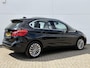 BMW 2-Serie Active Tourer 218i High Executive / Trekhaak (  1300 kg ) / Parking Pack / Panorama dak /