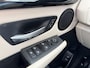 BMW 2-Serie Active Tourer 218i High Executive / Trekhaak (  1300 kg ) / Parking Pack / Panorama dak /