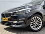 BMW 2-Serie Active Tourer 218i High Executive / Trekhaak (  1300 kg ) / Parking Pack / Panorama dak /