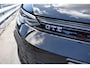 Volkswagen Golf GTE | 'App-Connect' draadloze smartphone integratie | Achterbank in ongelijke delen neerklapbaar incl. middenarmsteun en doorlaadmogelijkheid | Afstandscontrolesysteem (Front Assist)