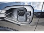Volkswagen Golf GTE | 'App-Connect' draadloze smartphone integratie | Achterbank in ongelijke delen neerklapbaar incl. middenarmsteun en doorlaadmogelijkheid | Afstandscontrolesysteem (Front Assist)