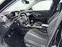 Peugeot 2008 SUV 130pk Allure | Stoelverwarming | Camera | Navigatie | Volledig Digitaal Instrumentenpaneel | Parkeerhulp